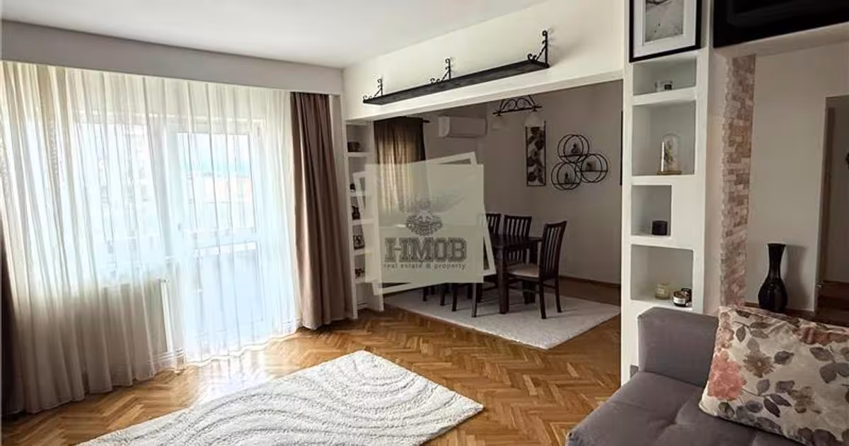 Apartament decomandat cu 3 camere în zona Central, Sibiu
