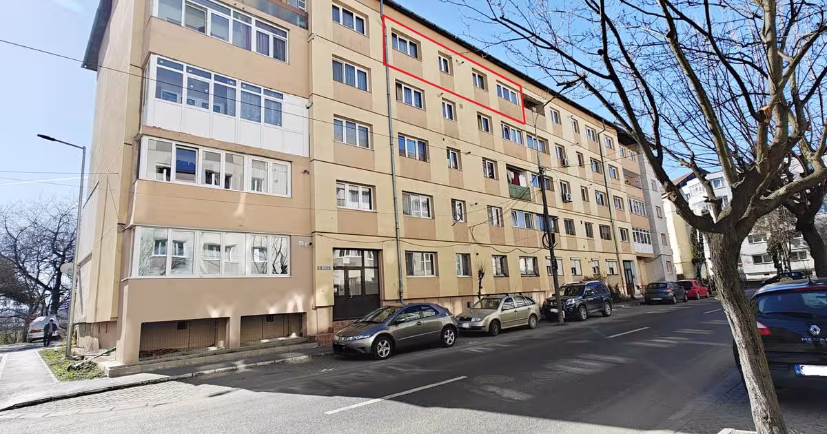 Apartament decomandat cu 3 camere în zona Hipodrom 4, Sibiu