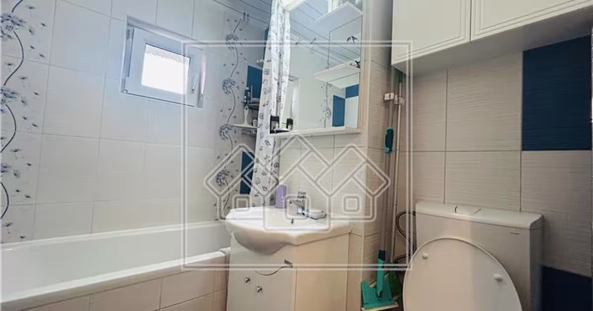 Apartament decomandat cu 2 camere în zona Terezian, Sibiu