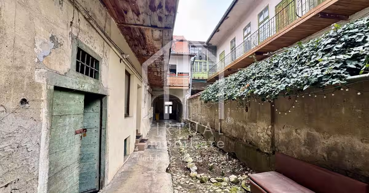 Apartament decomandat cu 3 camere în zona Ultracentral, Sibiu