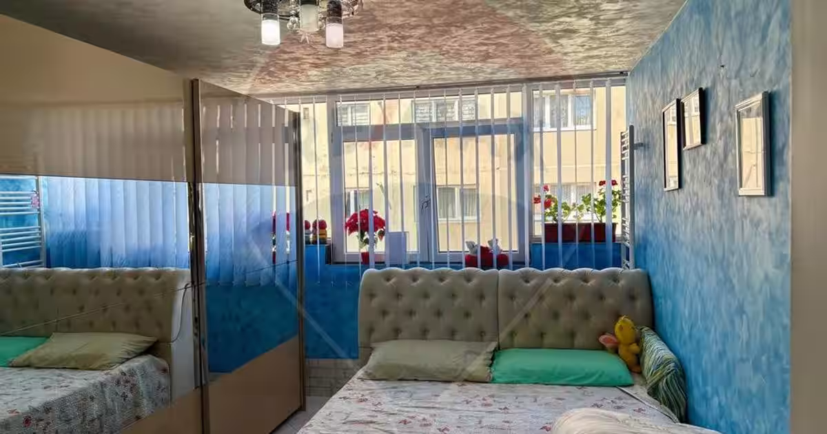 Apartament cu 4 camere de vânzare în zona Ultracentral