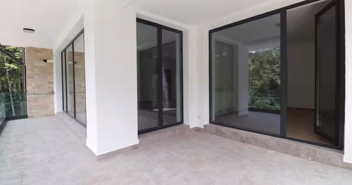 Apartament 60 mp cu 3 camere în zona Central, Sinaia