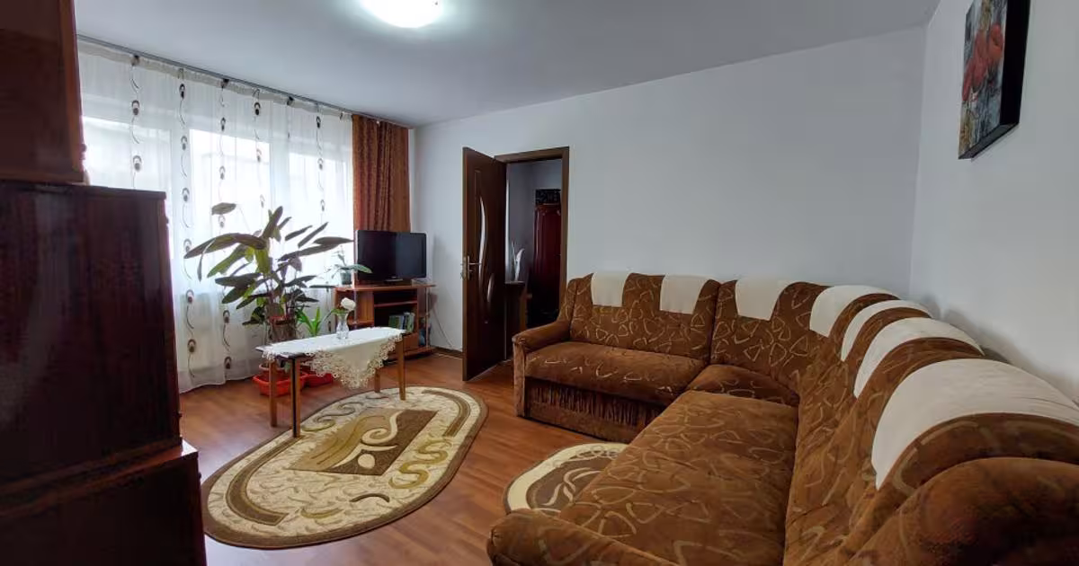 Apartament semidecomandat cu 2 camere în zona Micro 6, Târgoviște