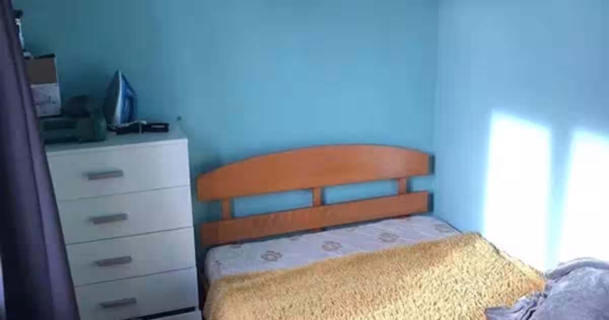 De vanzare apartament 3 camere conf. 1 decomandat pe str,Cugir la et 1 sup. 80mp