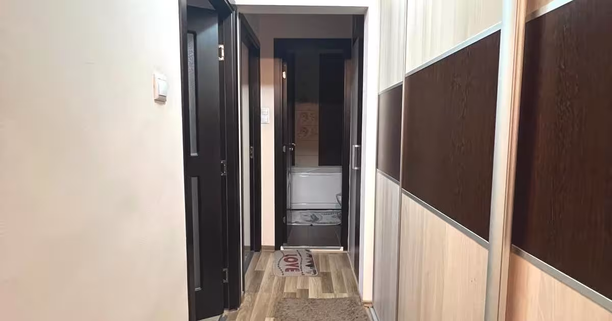 Apartament decomandat cu 3 camere în zona Sud, Zalău