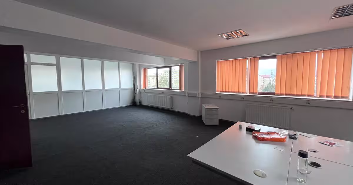 Birou 232 mp în zona Răcădău, Brașov