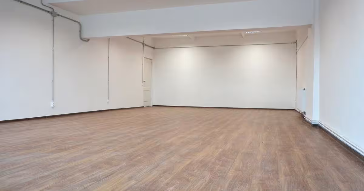 Birou 267 mp în zona Aeroport, Cluj-Napoca preț 144 - 1.152 € + TVA / lună