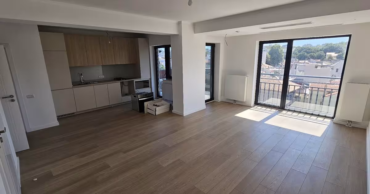 Birou 90 mp în zona Trocadero, Constanța