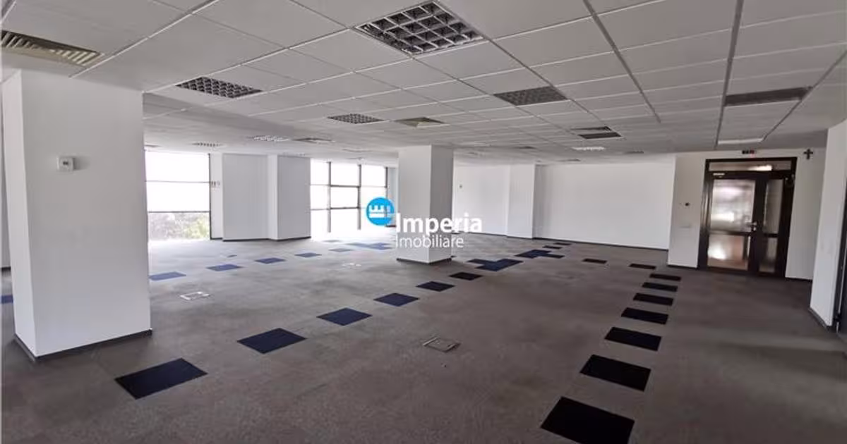 Birou 743 mp în zona Tătărași, Iași
