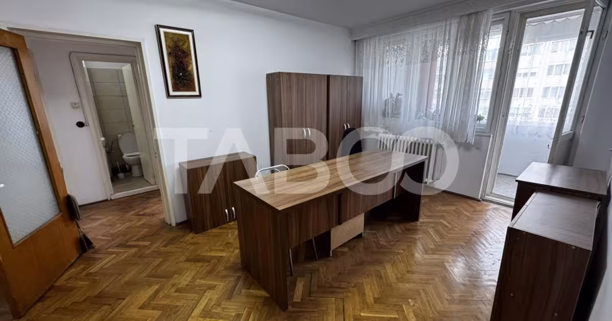 Birou semidecomandat în zona Mihai Viteazul, Sibiu