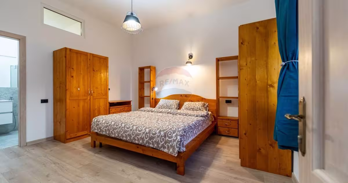 Casă cu 3 camere în zona Noua, Brașov