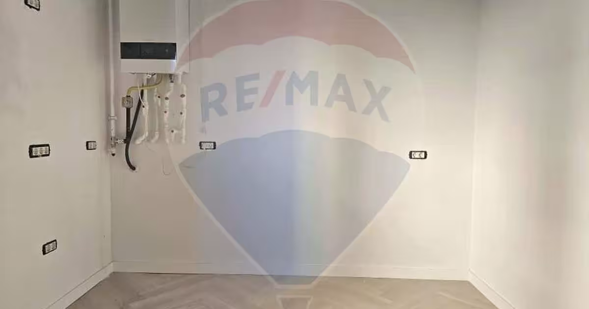 Casă cu 4 camere în zona Central, Constanța