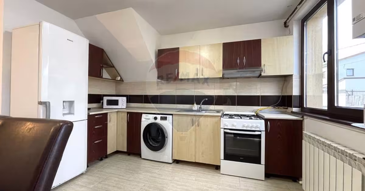 Casă cu 5 camere în zona Central, Constanța