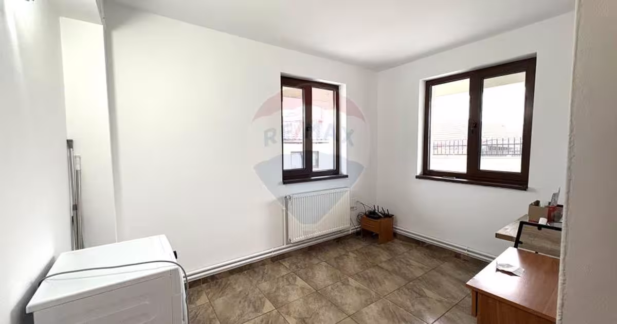 Casă cu 5 camere în zona Palazu Mare, Constanța
