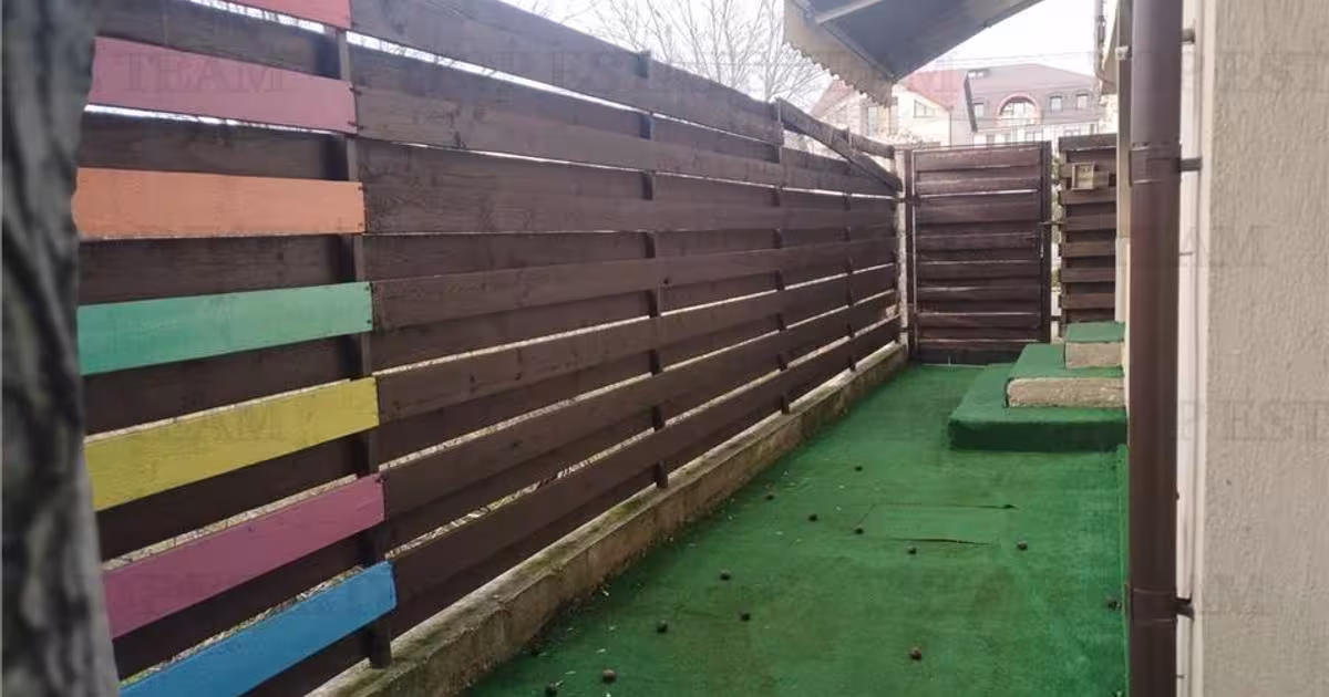 Casă cu 4 camere în zona Central, Popești-Leordeni