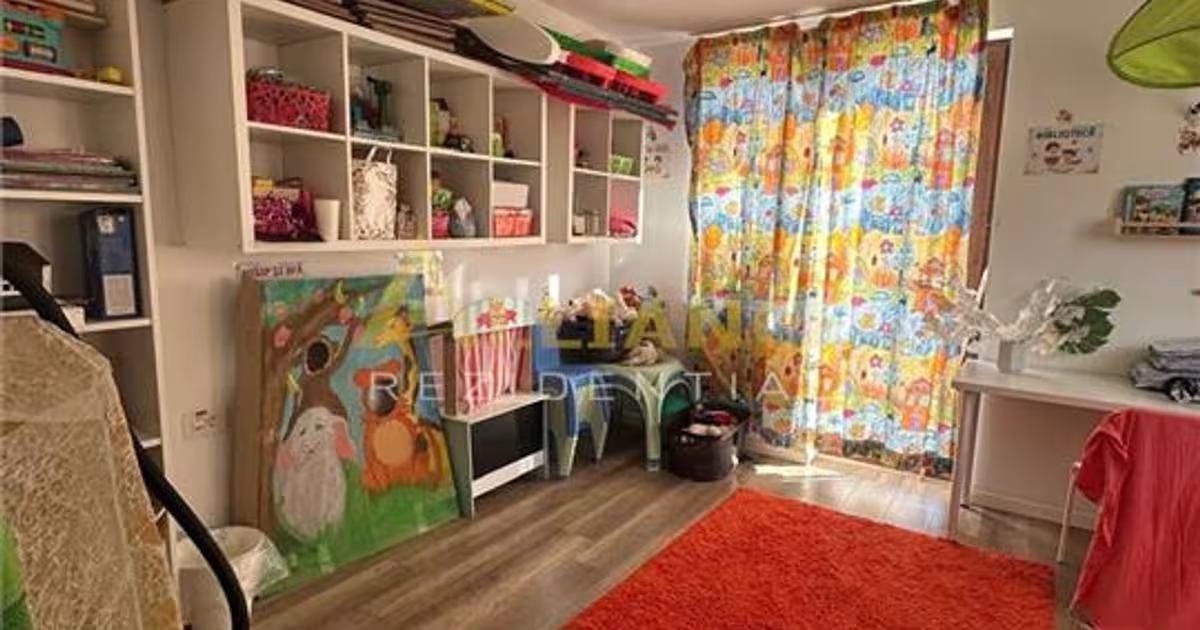 Casă cu 6 camere în zona Central, Popești-Leordeni