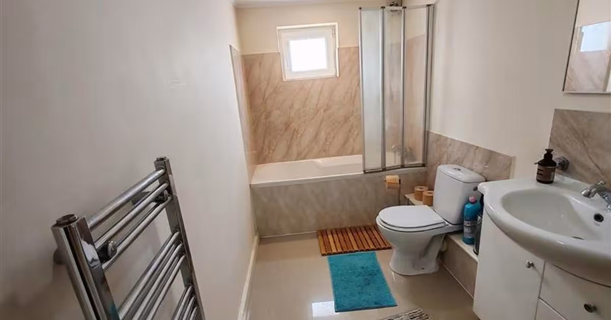 Casă cu 3 camere în zona Exterior Nord, Târgoviște
