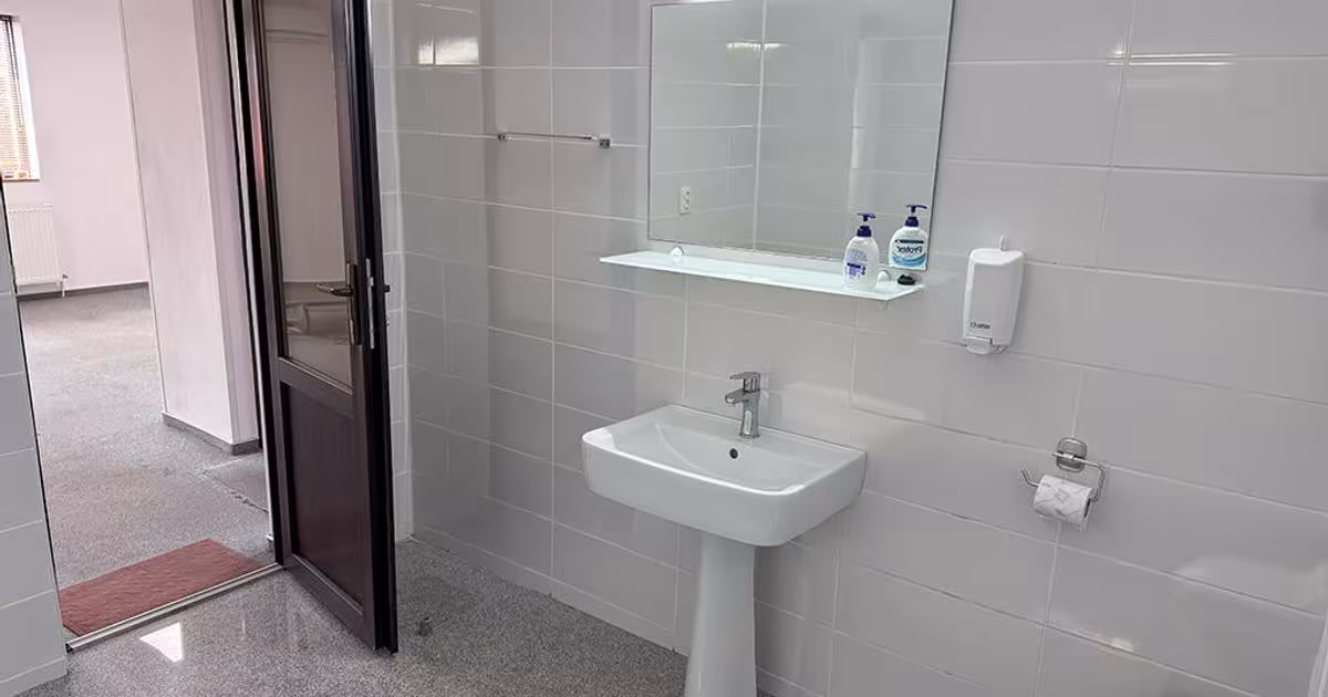 Casă cu 8 camere în zona Central, Voluntari