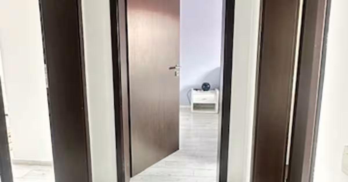 VICTORIEI zona Marul de Aur casa tip insiruita P+1+2 cu teren aferent!