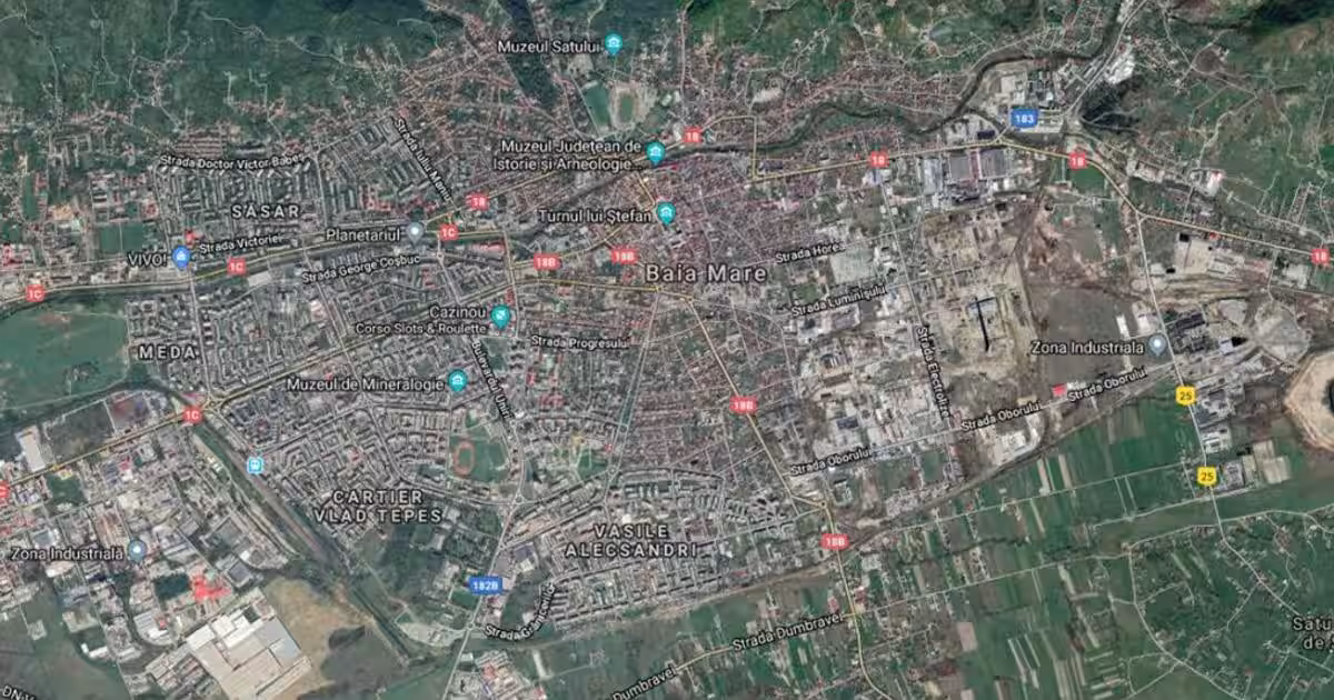 Casă 824.4 mp cu 7 camere în Baia Mare