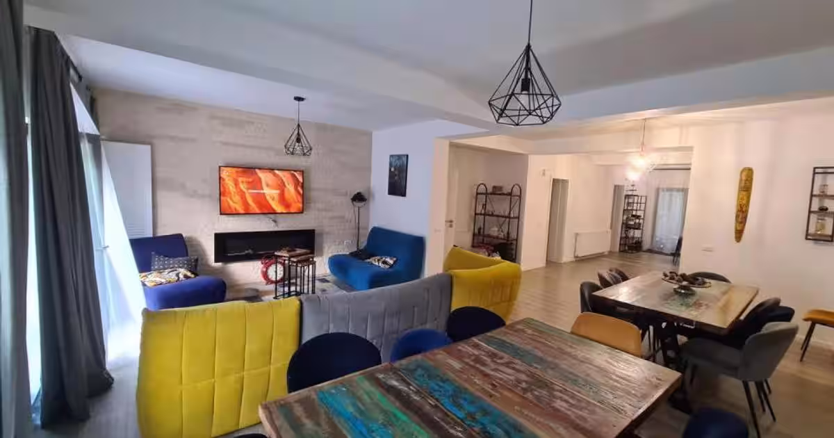Casă cu 5 camere în zona Poiana Țapului, Bușteni