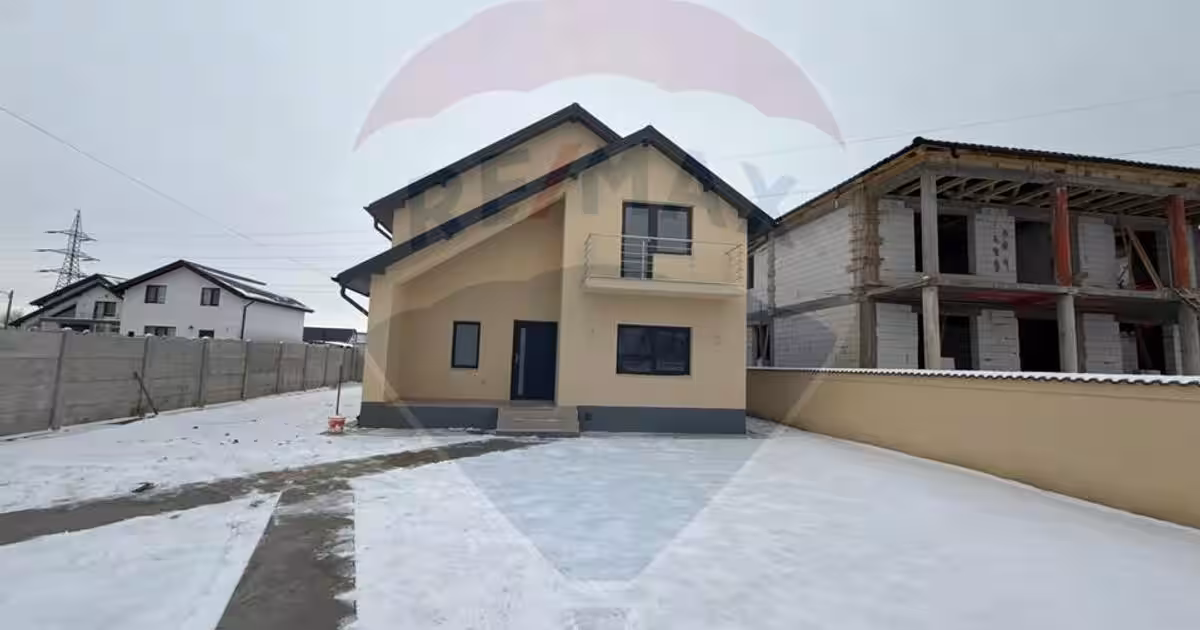 Casă / Vilă cu 4 camere de vânzare în zona Lascar Catargiu