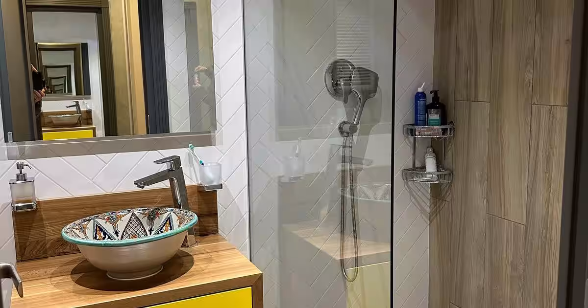 Casă 260 mp cu 4 camere în zona Nord, Focșani