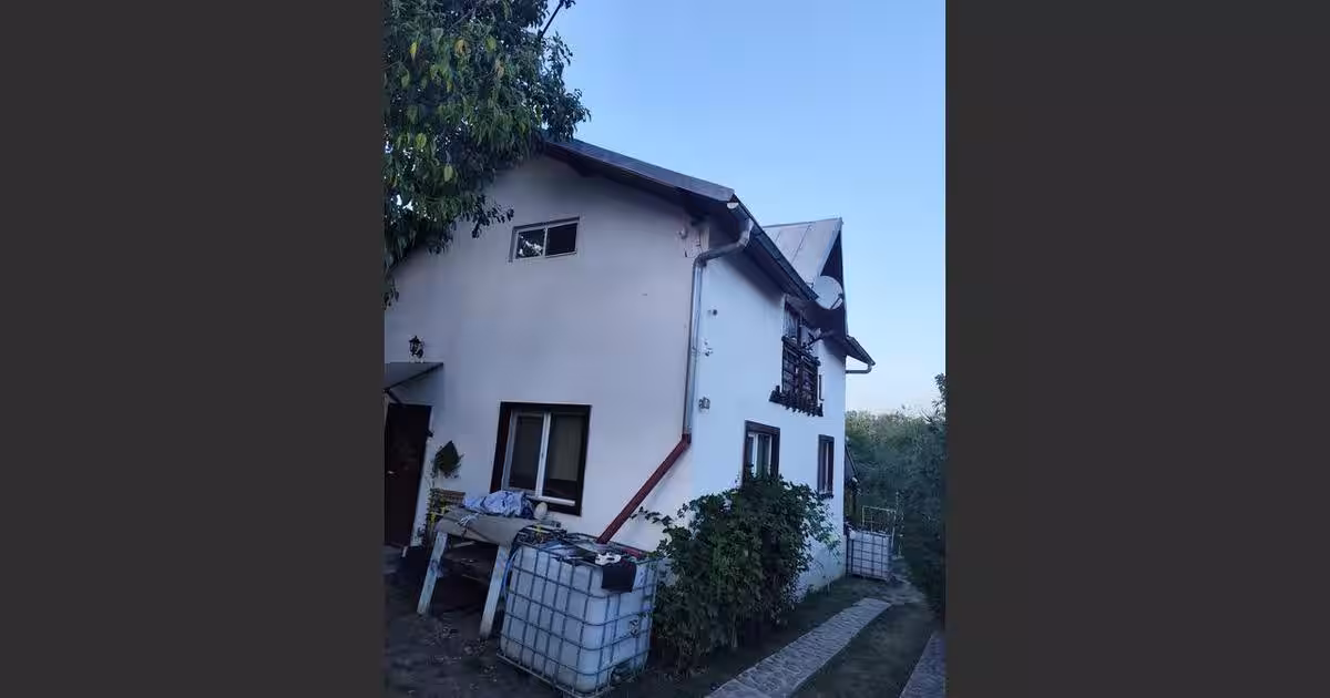Casă 108 mp cu 3 camere în Găgeni