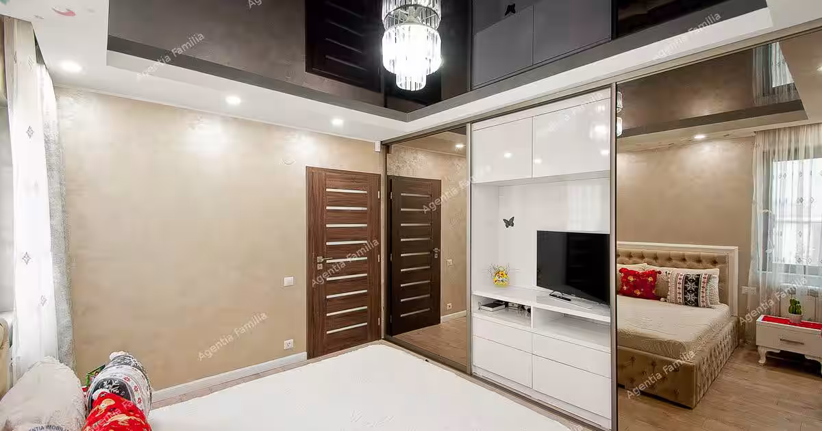 Casă 119 mp cu 3 camere în zona Ultracentral, Galați