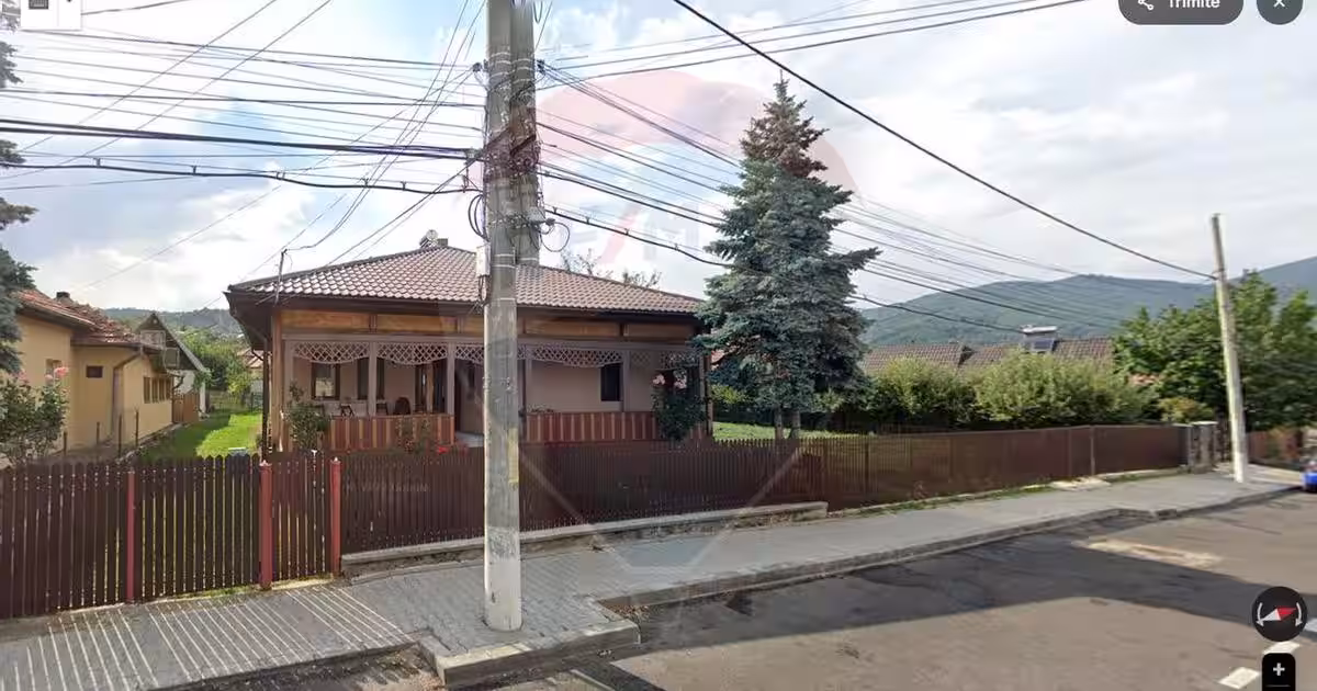 Casă cu 4 camere în Măneciu-Ungureni