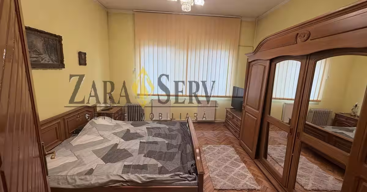 Casă cu 4 camere în zona Lupeni, Ploiești