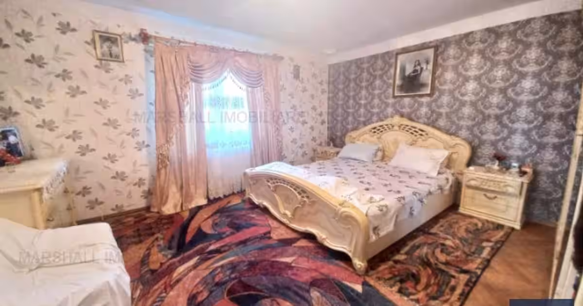 Vila cu 7 camere de vanzare, zona Marasesti, 330.96 mp #15949