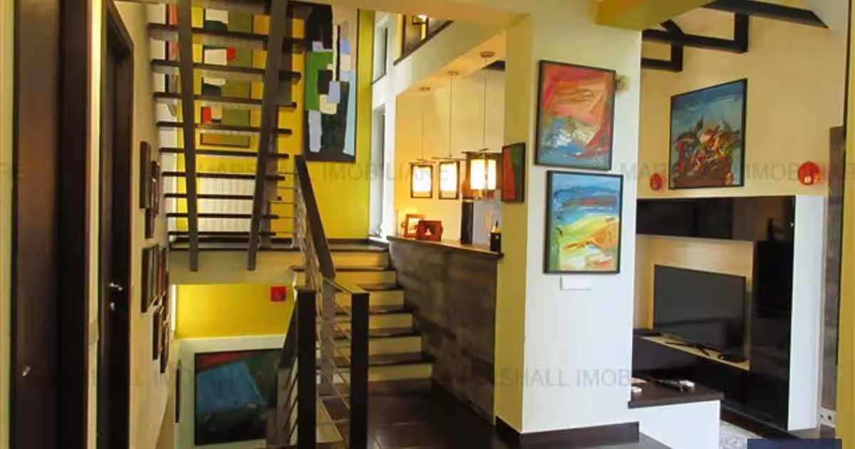 Vila cu 4 camere de vanzare, zona Ultracentral, 332 mp #14427