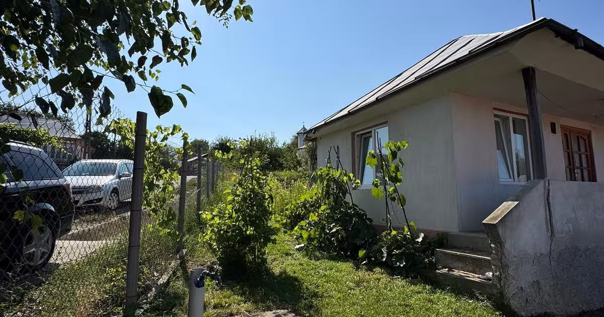 Casă cu 2 camere în Răcoasa