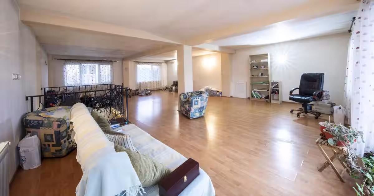 Casă De Vânzare, Lângă Pădurea Roșu Liberă, P+2, 5 Camere  Garaj + 2 Parcări