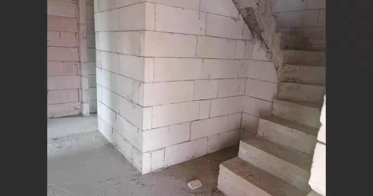 Casă 188 mp cu 6 camere în Șendreni