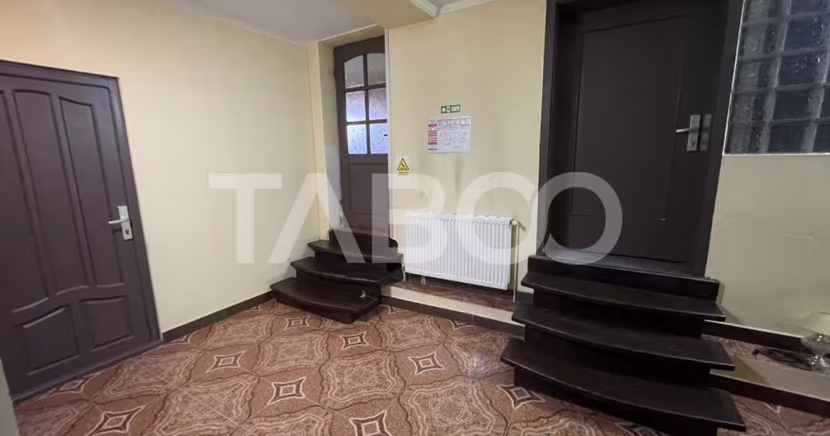 Casă cu 12 camere în zona Orașul de Jos, Sibiu
