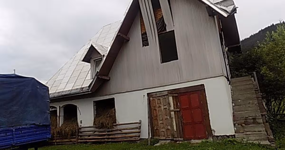 Casă 443 mp cu 8 camere în zona Nord, Vatra Dornei