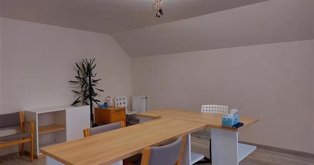 Casă individuală cu 8 camere în zona Gai, Arad