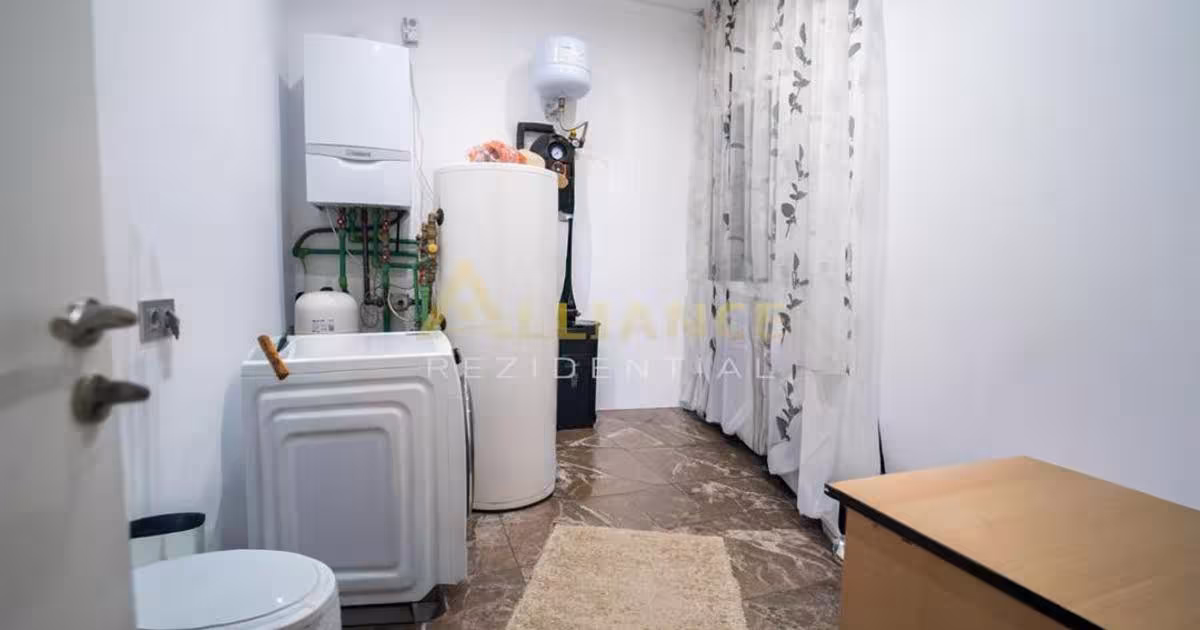 Casă individuală cu 6 camere în Berceni