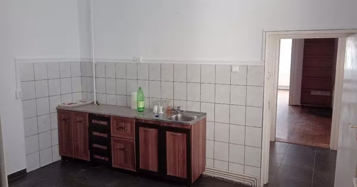 Casă individuală 75 mp cu 3 camere în zona Griviței, Brașov