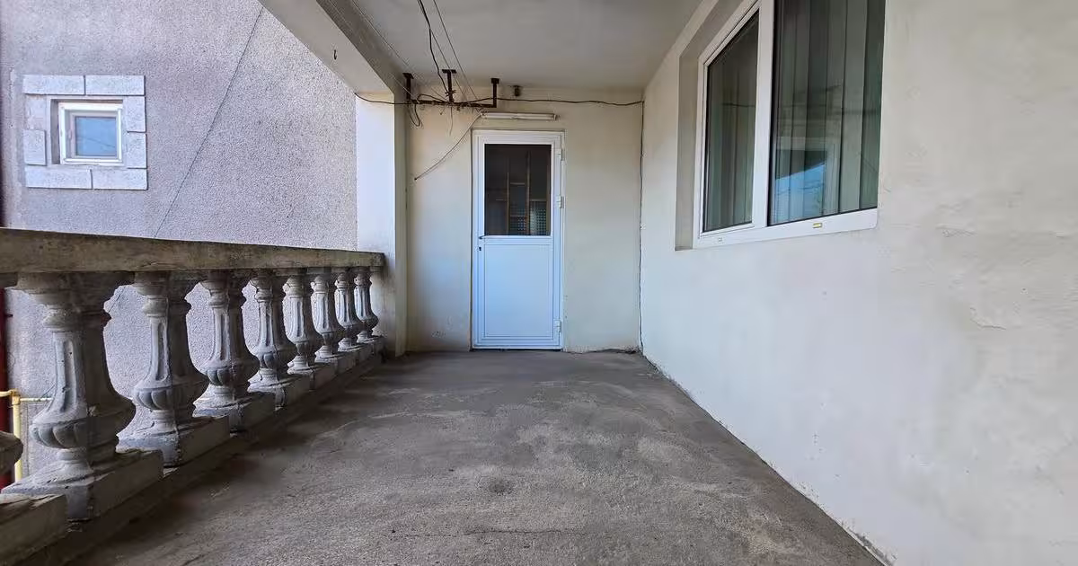 Casă individuală 220 mp cu 8 camere în zona Coiciu, Constanța