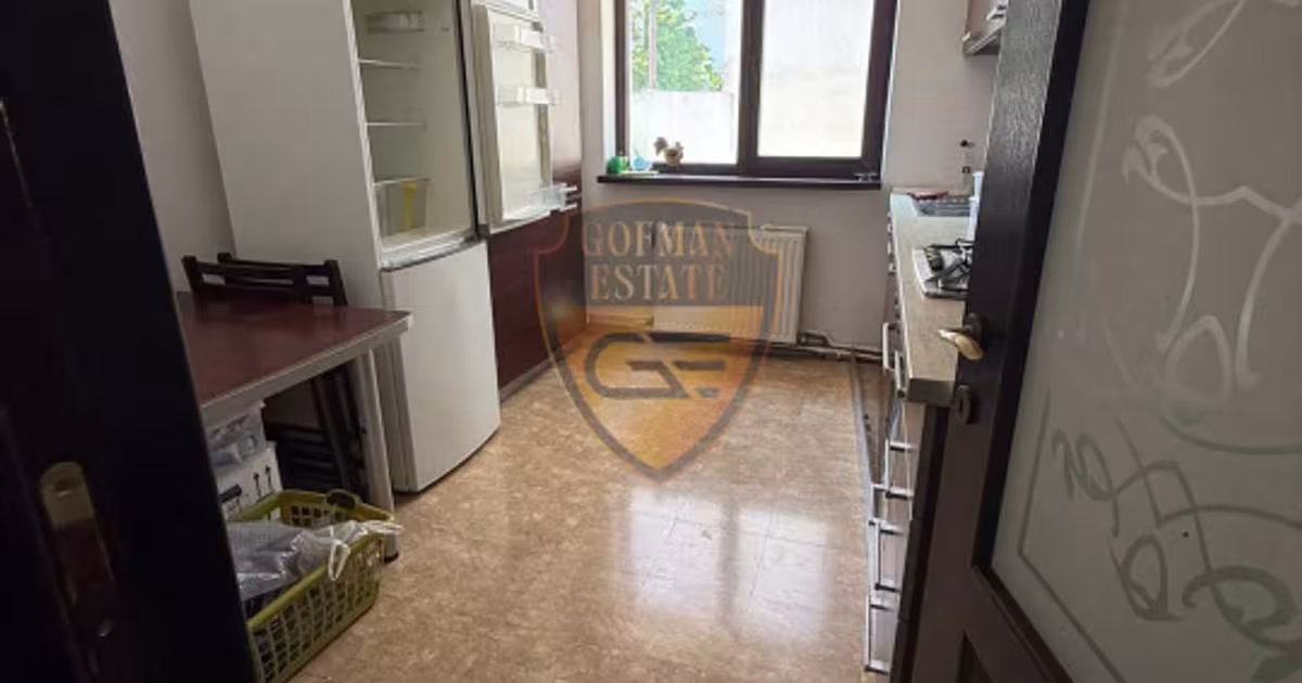 Casă individuală cu 5 camere în zona Faleza Nord, Constanța
