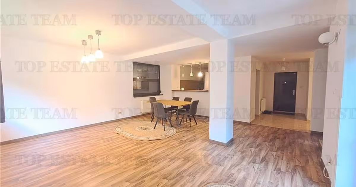 Casă individuală cu 7 camere în Corbeanca