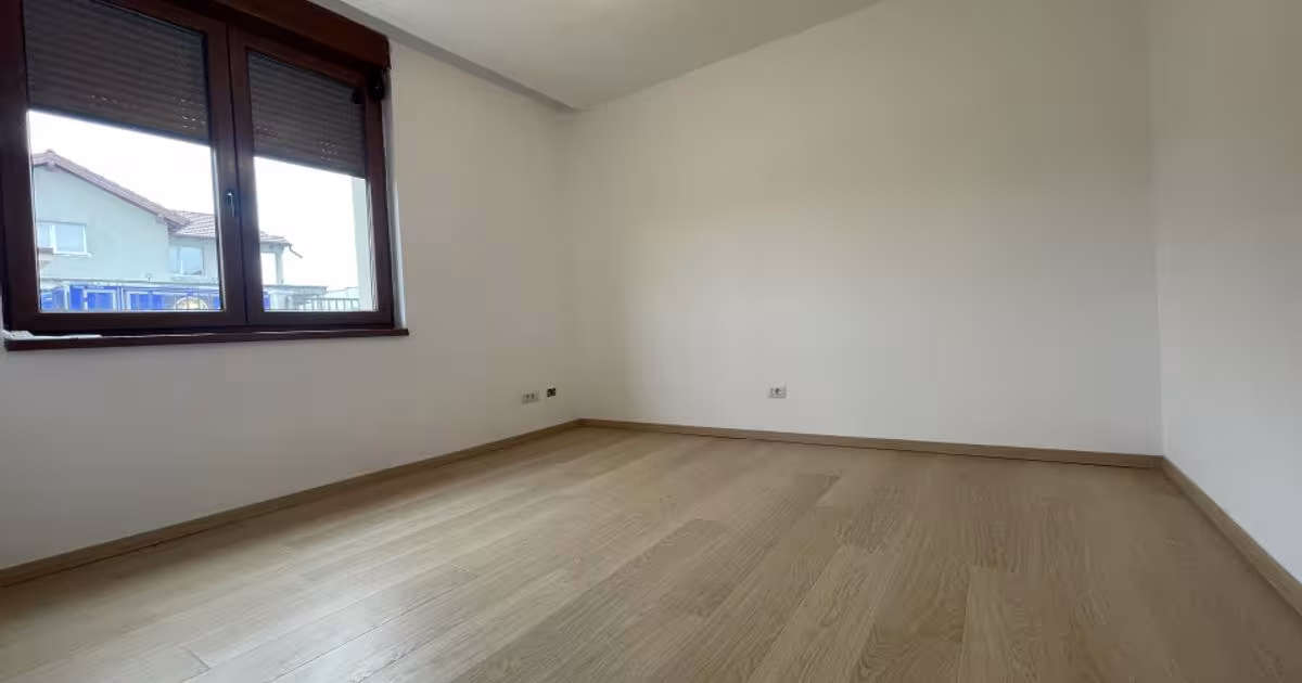 Casă individuală cu 5 camere în Dumbrăvița