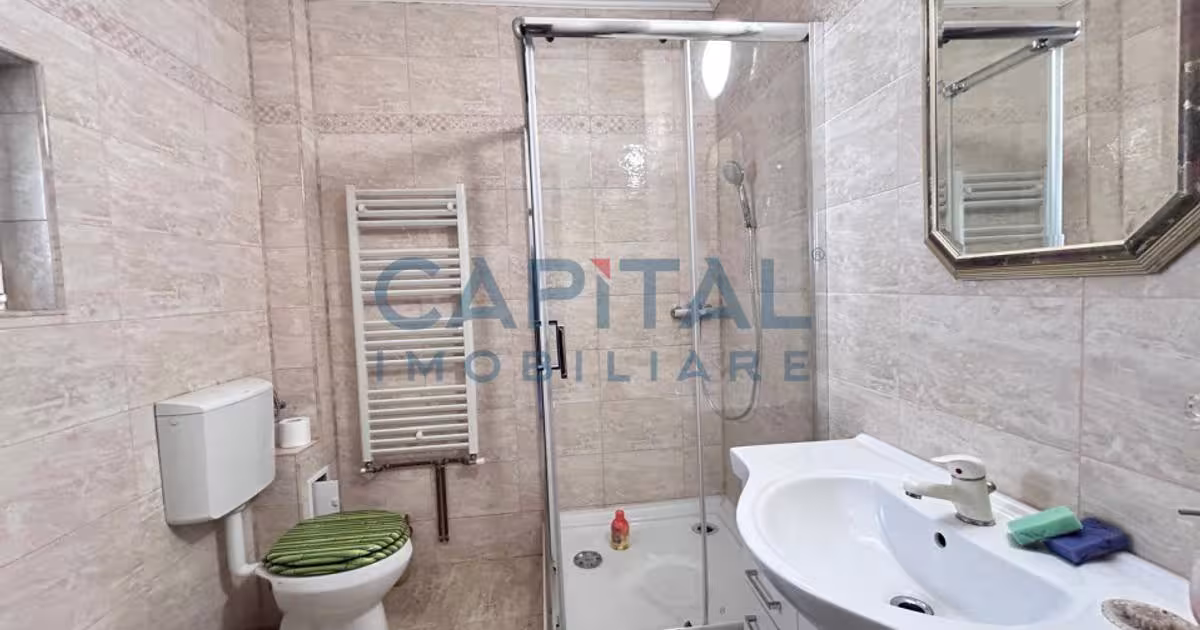Casă individuală 96 mp cu 2 camere în zona Central, Gherla