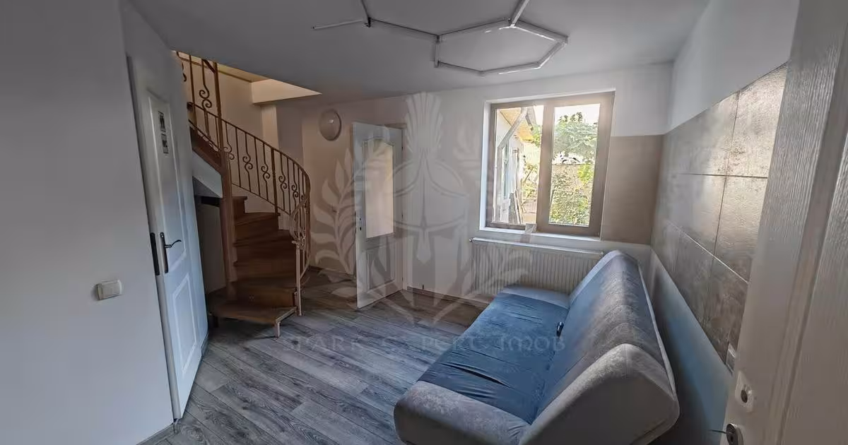 Casă individuală cu 3 camere în zona Central, Ploiești
