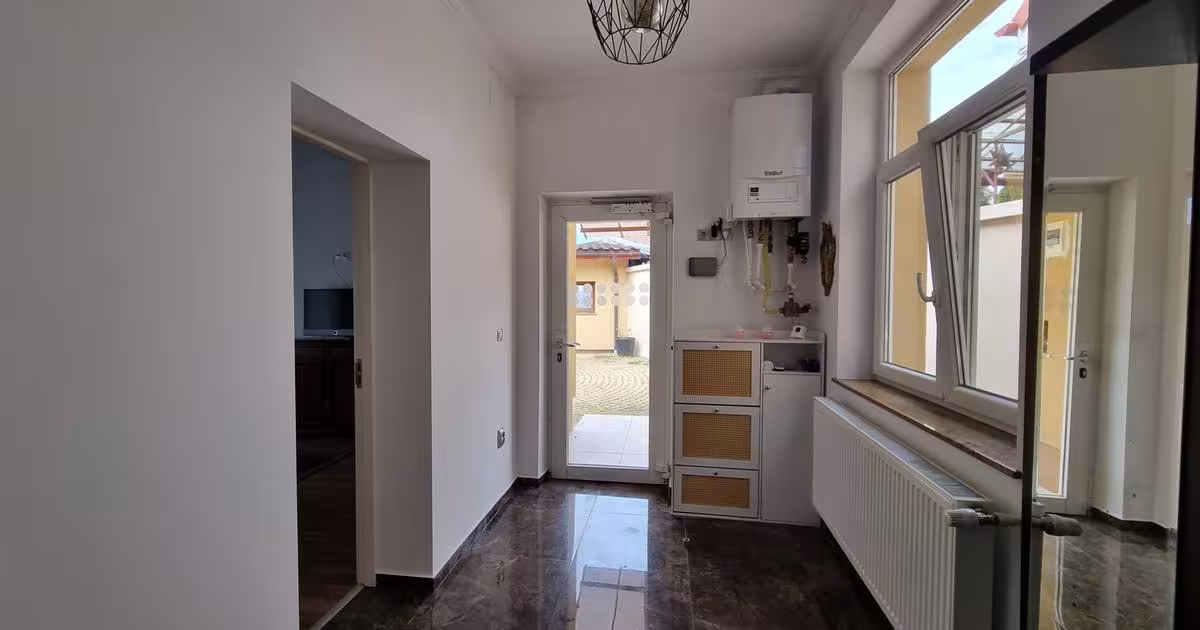 Casă individuală cu 3 camere în zona Semicentral, Satu Mare