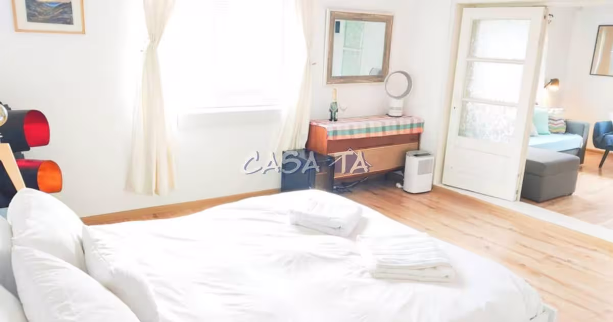 Casă individuală 94 mp cu 3 camere în Tetila