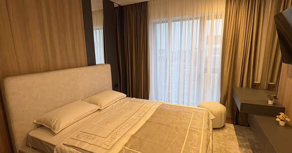 Casă individuală cu 5 camere în Tunari